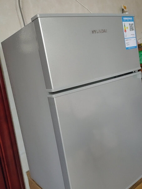 韩国现代迷你冰箱小冰箱小型电冰箱双门家用宿舍冷冻冷藏节能有静音的吗？还是有嗡嗡声？