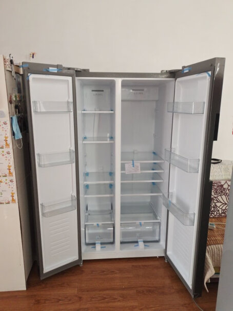 冰箱有低坐吗？