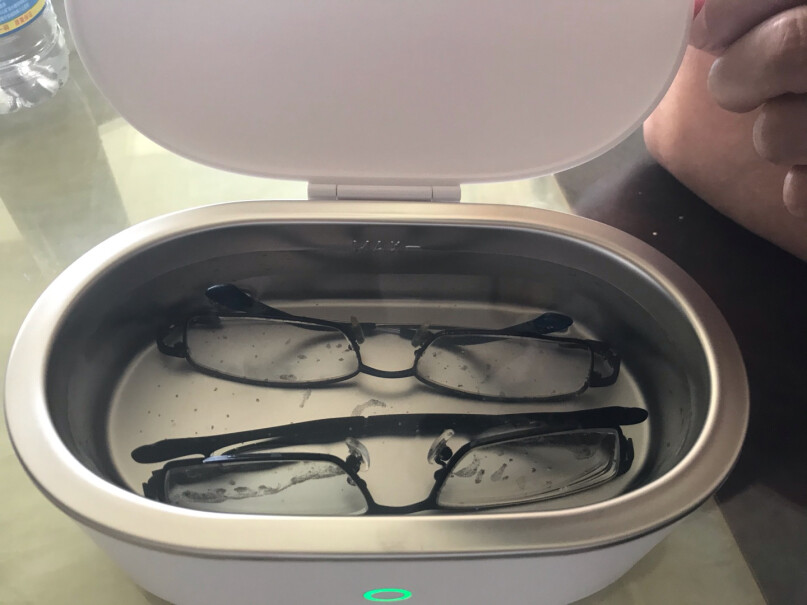 京东京造超声波清洗机眼镜上有油漆能洗掉吗？