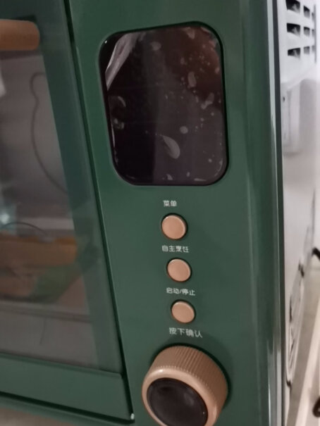 小熊家用多功能电烤箱35升请问这个烤箱受热均匀吗？