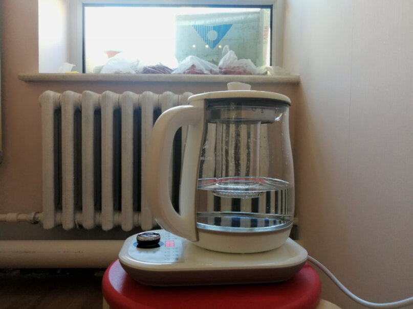 小熊养生壶热水壶煮茶器煮茶壶1.8L的养生壶适合放在办公室吗？