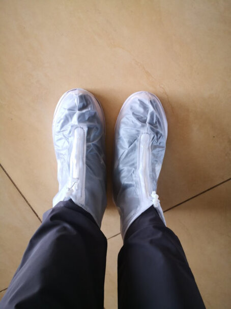 户外工具驰动雨靴雨鞋套哪个性价比高、质量更好,哪个更合适？