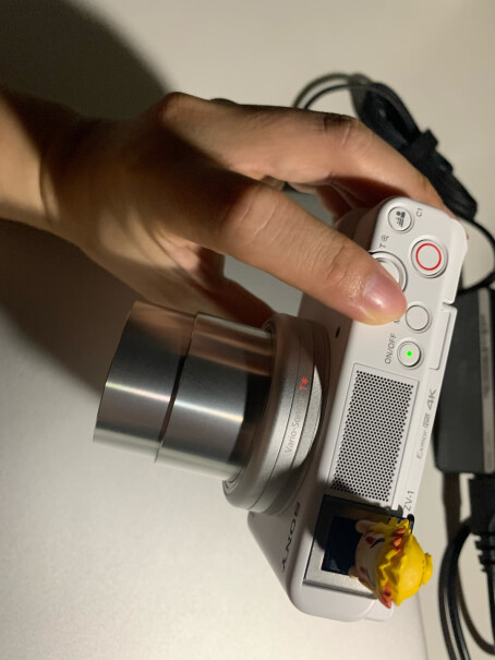 索尼ZV-1 Vlog数码相机套装可以拍延时和慢动作吗？