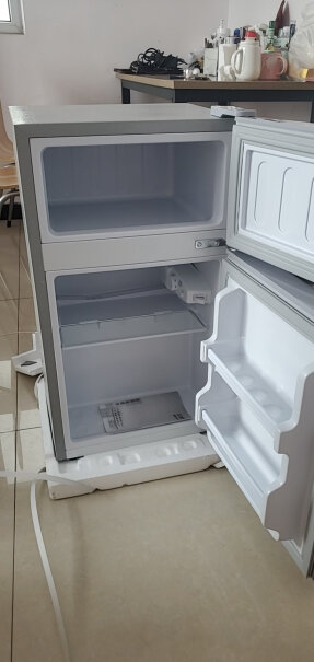 志高双门冰箱小型电冰箱能放西瓜吗？