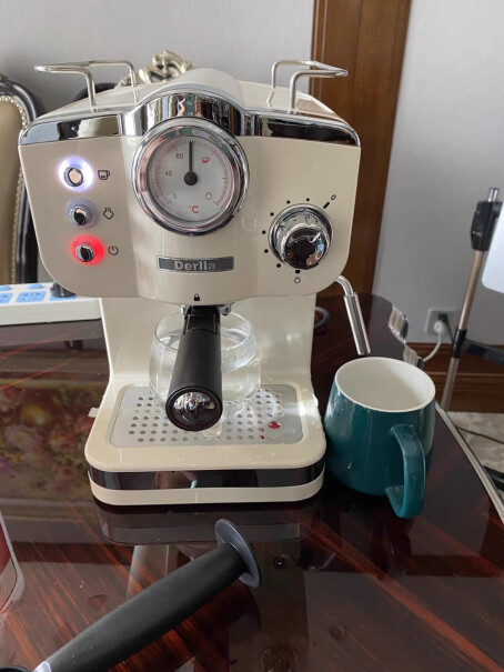咖啡机德国Derlla意式咖啡机家用半自动复古泵压式奶泡一体机复古为什么买家这样评价！网友诚实不欺人！