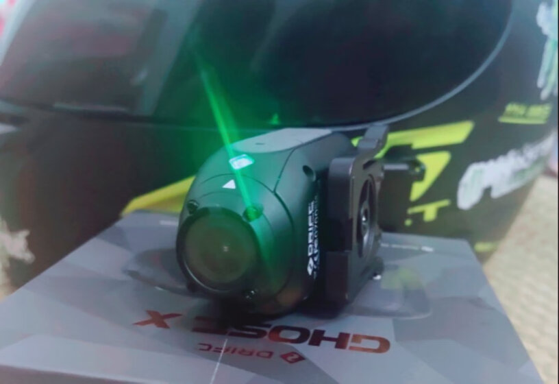 Drift Ghost X 运动相机x可以边充电边使用吗？比如说用摩托车usb借口。