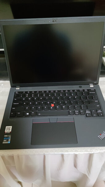 联想ThinkPadX13你们电源板附近键盘位置有滋滋电流声吗？