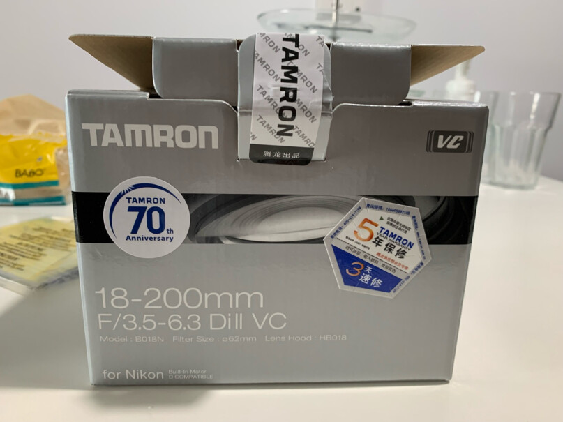 腾龙(Tamron)B028 18-400mm镜头D7500可以用吗？