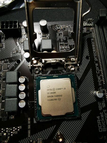 CPU英特尔酷睿i3 10105F处理器+ B560M主板套装评测哪一款功能更强大,冰箱评测质量怎么样！