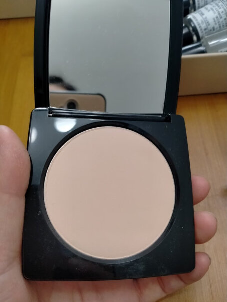 芭比波朗（Bobbi Brown）适合干皮吗？