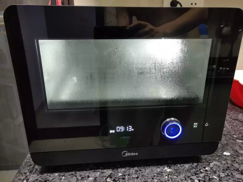 美的家用蒸烤箱电烤箱20升蒸烤一体新机异味重吗？
