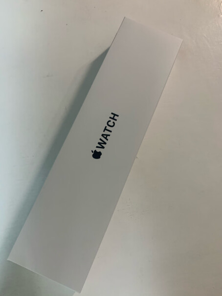 Apple Watch SE 2022款手表你好，这款午夜黑的会掉漆吗？