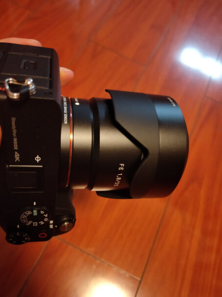索尼FE 85mm F1.4 GM镜头镜头在自动对焦的时候震动非常明显，用着难受，请问是这个镜头本来就是这样，还是我的镜头有问题？