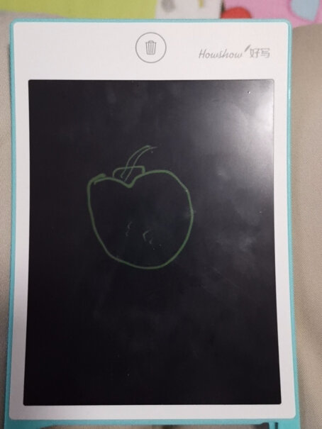 好写howshow 智能液晶手写板儿童绘画板涂鸦 透明 临摹电子液晶写字板光能画板智能无尘小黑板 7怎么换颜色哦？
