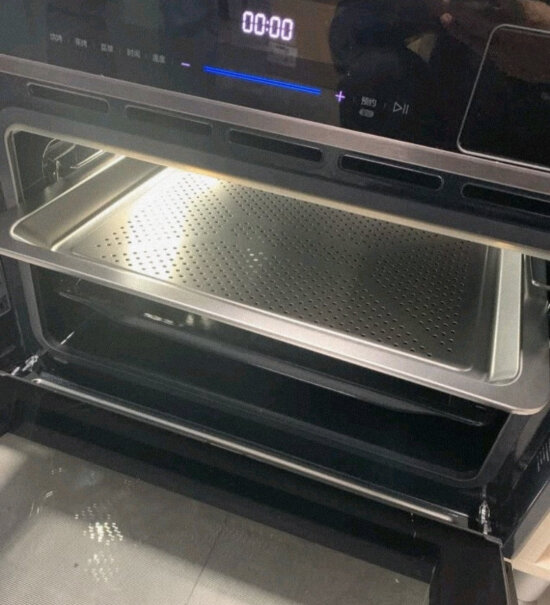 美的R3J嵌入式微蒸烤一体机APP智能操控微波炉蒸箱烤箱这款没有蒸盘吗？