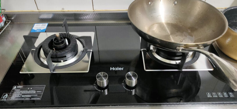 海尔燃气灶智能防干烧可以使用传统的铁锅吗？