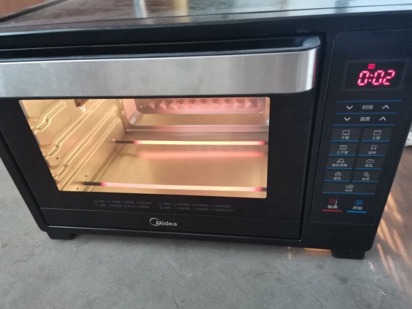 美的T7-L325D全自动烘焙智能家用多功能电烤箱带旋转烤叉受热匀均吗？