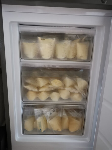 容声86升迷你冰柜家用客厅办公室立式冷冻柜三个抽屉都是冷冻吗？