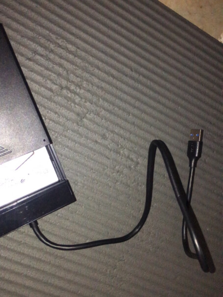 绿联移动硬盘盒USB3.0 SATA固定线2.5寸固定线和可拆卸线谁耐用些？