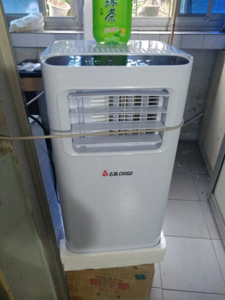 志高移动空调1.5匹单冷家用厨房一体机免安装便携式空调耗电嘛，一个晚上大概多少度电？