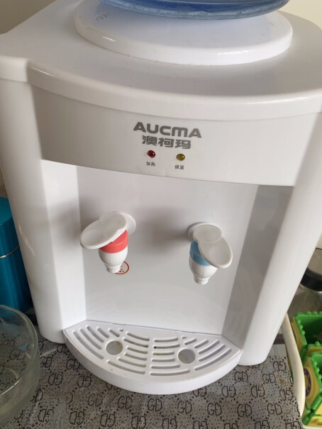 澳柯玛饮水机台式家用办公室温热款YR5T05温热款在烧水的时候有声音吗？