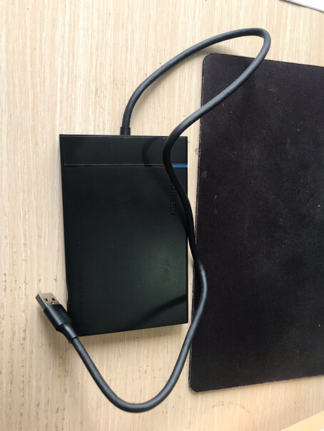 绿联移动硬盘盒USB3.0 SATA固定线2.5寸固定线款的主控是什么型号芯片？