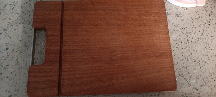 双枪乌檀木菜板加厚砧板实木防霉切菜板家用擀面案板方形菜墩这个菜板还需要处理再用吗，还是直接用？