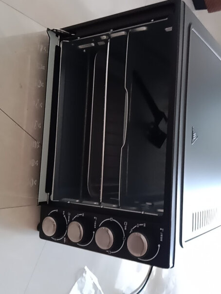 电烤箱格兰仕电烤箱家用40L大容量三层烤位带防爆炉灯上下独立控温评测比较哪款好,优劣分析评测结果！