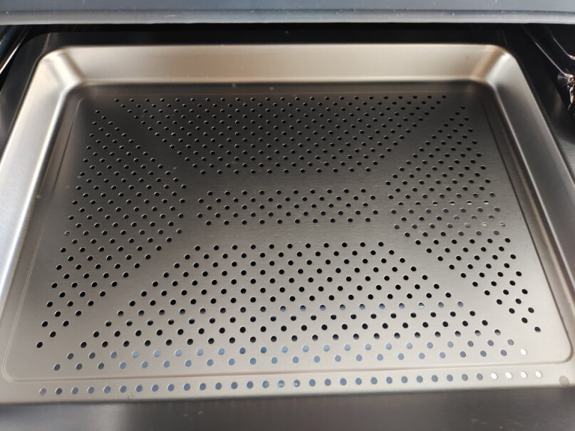 美的R3J嵌入式微蒸烤一体机APP智能操控微波炉蒸箱烤箱三合一与普通烤箱烤出来的效果和时间一样吗？
