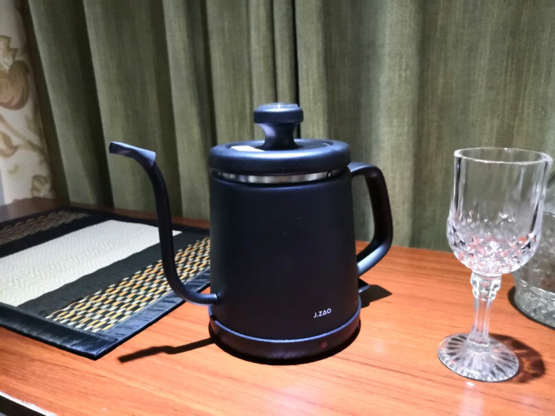 京东（JINGDONG）电水壶-热水瓶京东京造专业手冲咖啡壶网友诚实不欺人！到底要怎么选择？
