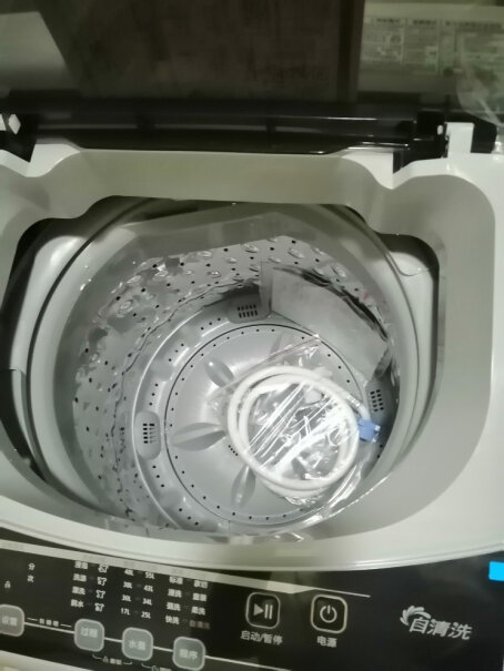 美的迷你折叠洗衣机母婴洗衣机小型内衣神器洗的时候，有没劲？