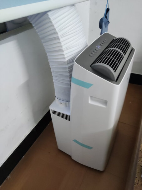 美的移动空调小1匹单冷家用厨房一体机免安装便捷立式空调没有挂机的好？