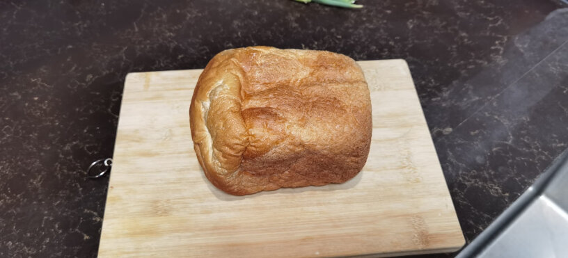 松下面包机乡亲们，做出来面包皮会不会又厚又硬？