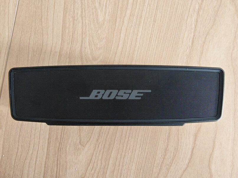 Bose435910这个和bose小水壶比起来哪个好点？