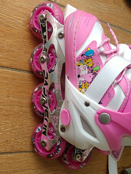 小状元儿童溜冰鞋女童男童套装旱冰鞋滑冰鞋九岁的孩子要选多少码的鞋？