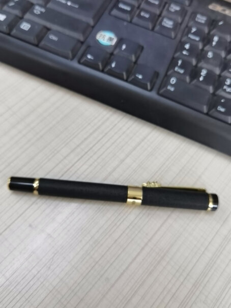 英雄钢笔黑绒砂铱金钢笔美工笔明尖60066006钢笔断墨吗？
