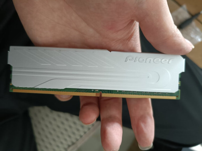 爱国者aigo2TBSSDM.2NVMe1.4PCIe4P7000Z读速分析性价比质量怎么样？评测报告来了！