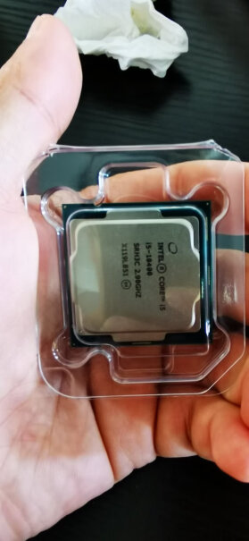 Intel i5-10400 盒装CPU处理器亲，9700 10700和10400选哪个？