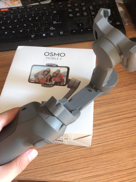 DJI OM 4 SE 手机云台请问坚果Pro3可以用吗？