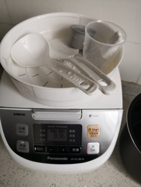 松下4.2L电饭煲电饭锅第一次煮水用的标准，怎么一直显示剩余9分钟，大家有这种情况吗？