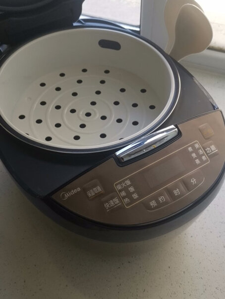 美的电饭煲家用多功能煮粥会不会沸出来？