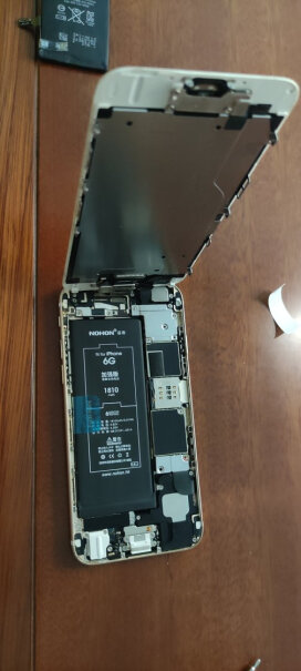 手机电池诺希苹果6电池坑不坑人看完这个评测就知道了！深度剖析功能区别？
