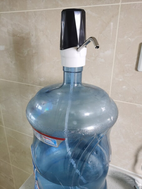 拜杰家用自动上水器桶装水抽水器声音大吗？