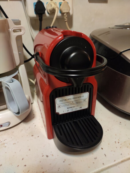 咖啡机Nespresso奈斯派索胶囊咖啡机C40优缺点测评,评测比较哪款好？