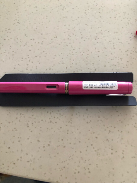 凌美LAMY钢笔safari狩猎系列你好，这个笔芯用完可以吸墨吗？