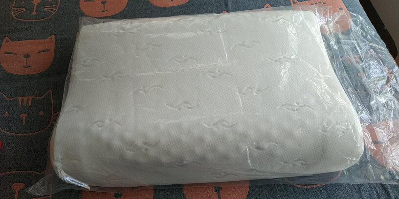 乳胶枕恒源祥家纺枕头泰国乳胶枕一对最真实的图文评测分享！哪个值得买！