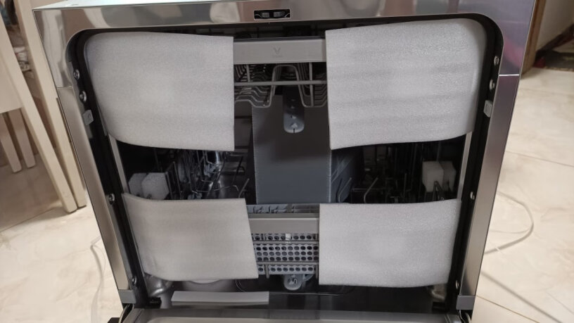 云米8套嵌入式家用洗碗机WIFI全智能除菌烘干存一体云米和华帝的哪个好？