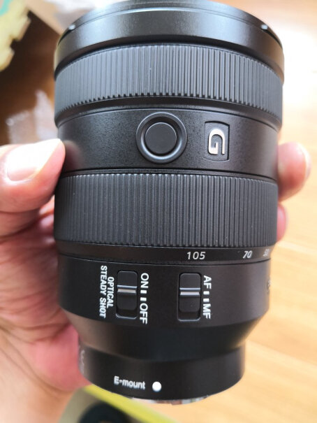 索尼FE 16-35mm F2.8 GM镜头买这个镜头还是买两个镜头蔡司镜头（16-35F4，55F1.8）好？