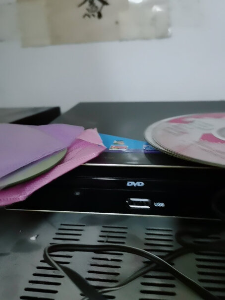 金正DVD播放机家用EVD影碟机高清光盘播放器CD放碟机U盘可以放U盘吗？和歌吗？