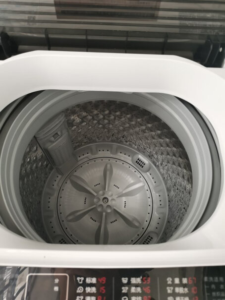 美的Midea洗衣机重吗？一个人搬的动吗？